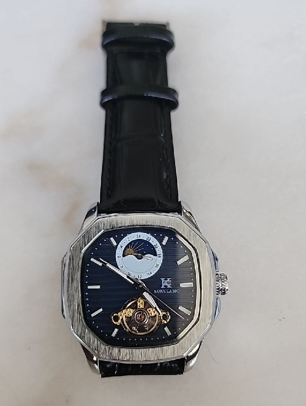 Black Dial Men's Mechanical Watch with Leather Strap